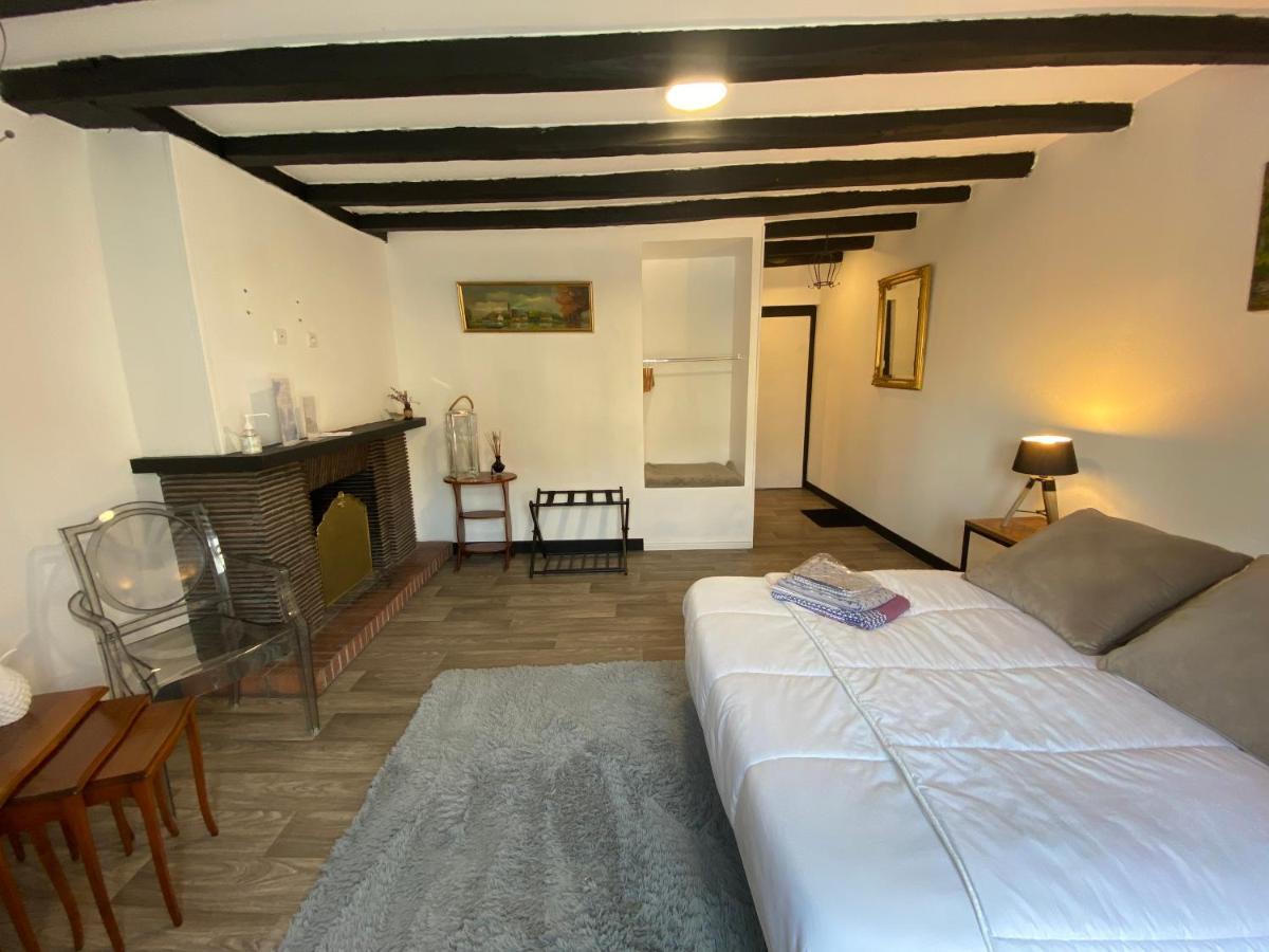 Chambre & Salle De Bain Privee - Lv 33 Argenton Sur Creuse Exterior photo